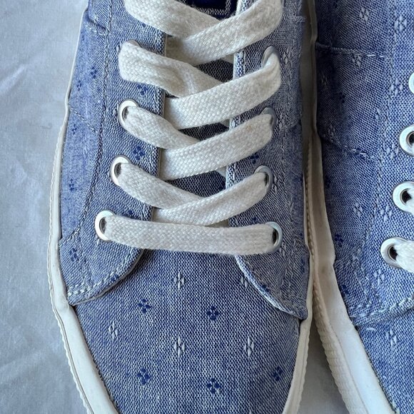 Chaps Sneakers, "Caelyn" Chambray Dot Foulard Blue Lace up, Size 8, EC! - Picture 3 of 12